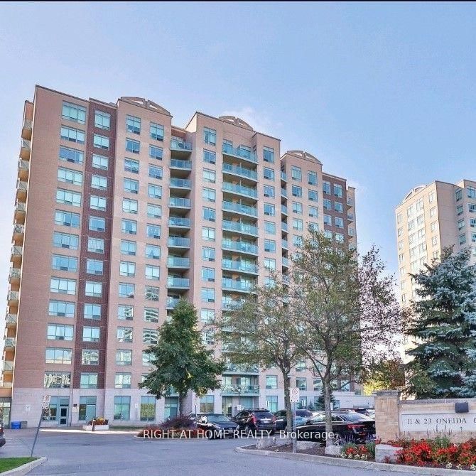 23 Oneida Cres, unit 401 for sale