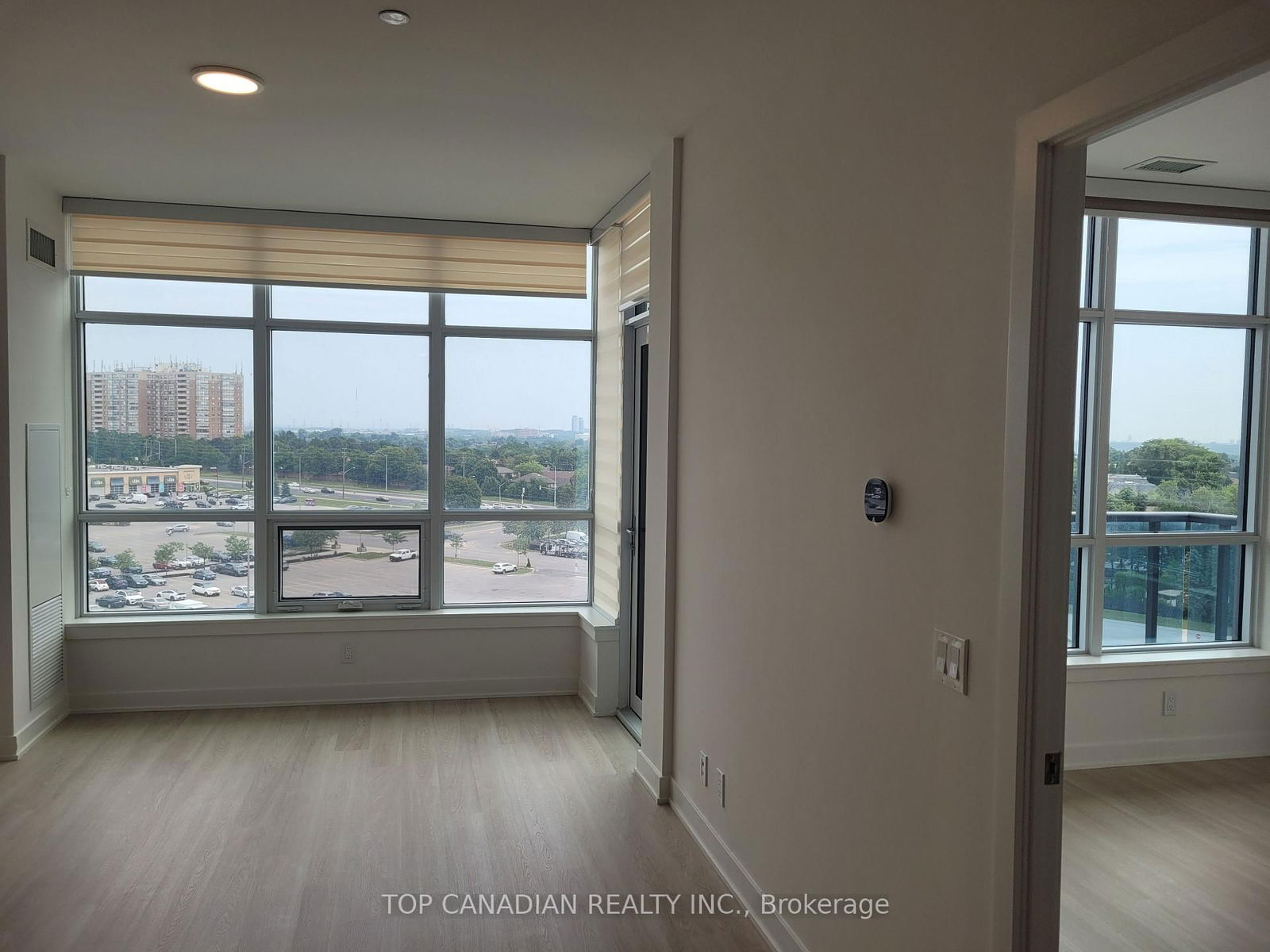 50 Upper Mall Way, unit 732B for rent