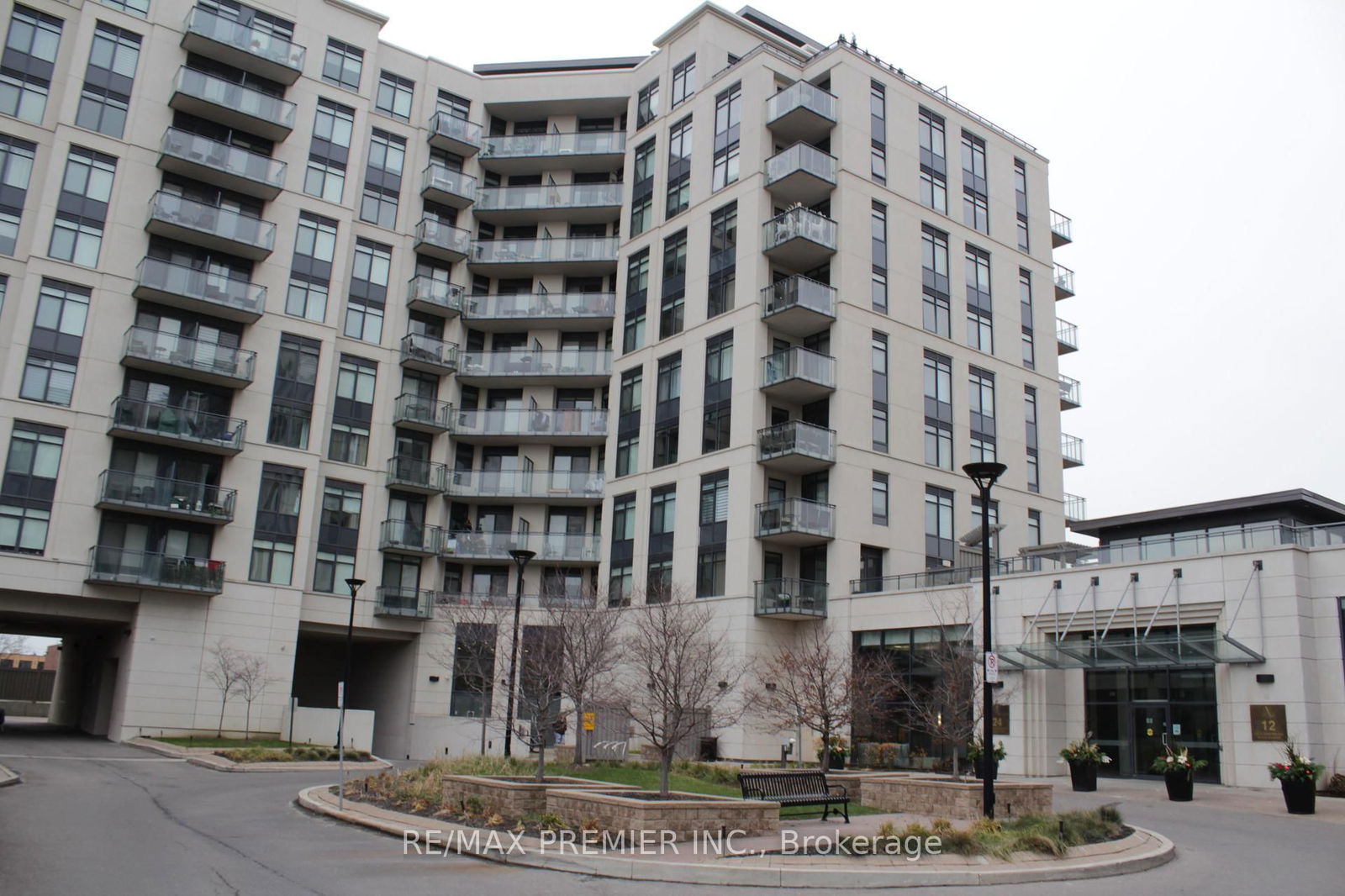 24 Woodstream Blvd, unit 614 for rent