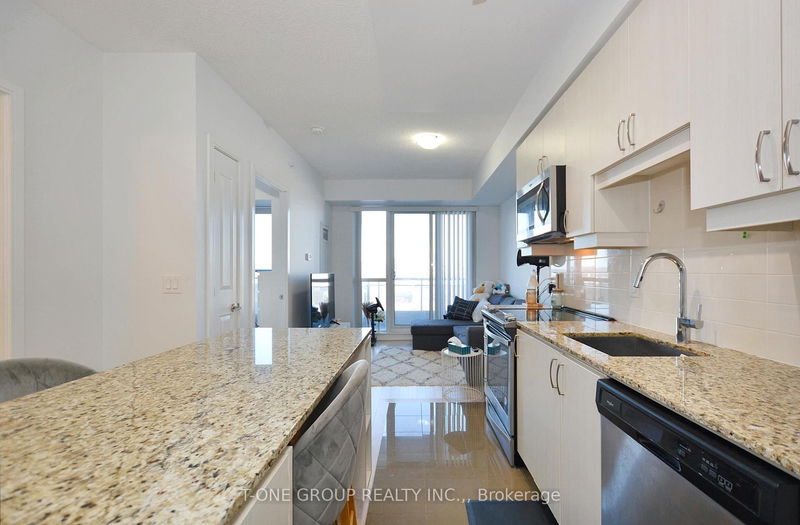 9205 Yonge St, unit 618NE for sale