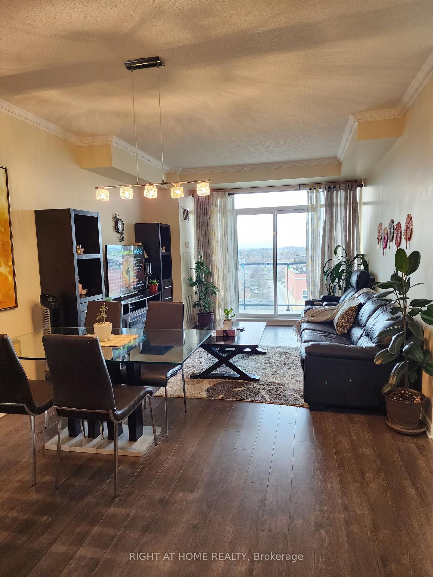 11121 Yonge St, unit # 602 for sale