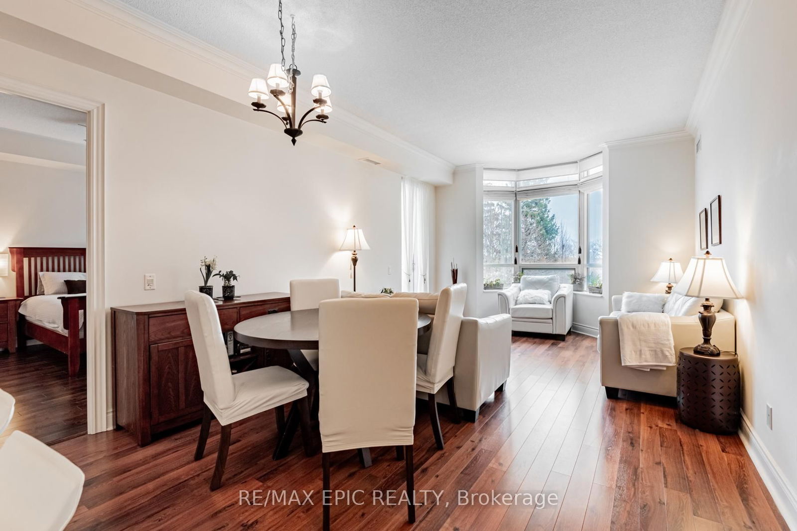 10101 Yonge St, unit 308 for sale