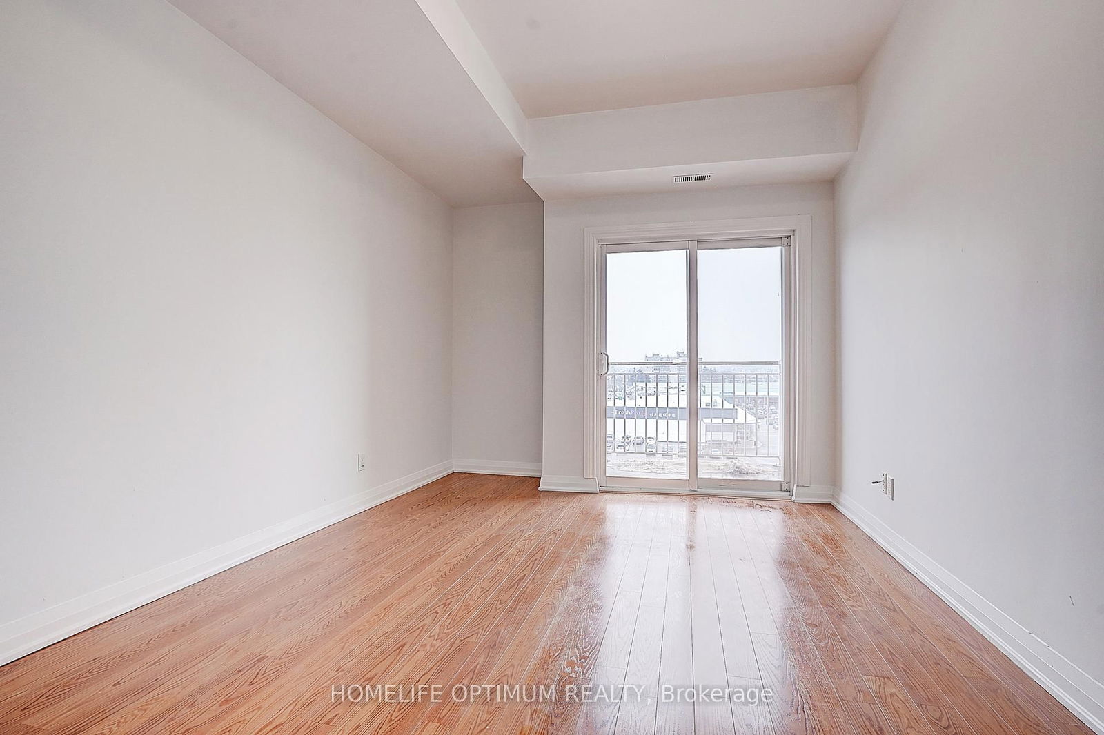 35 Hunt Ave, unit PH1 for sale