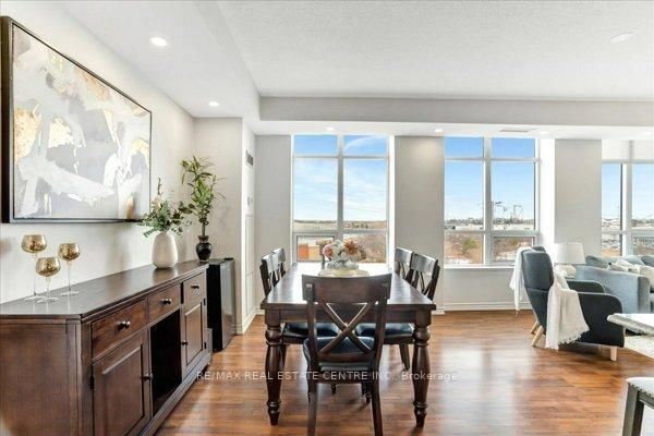 9225 Jane St, unit 504 for sale