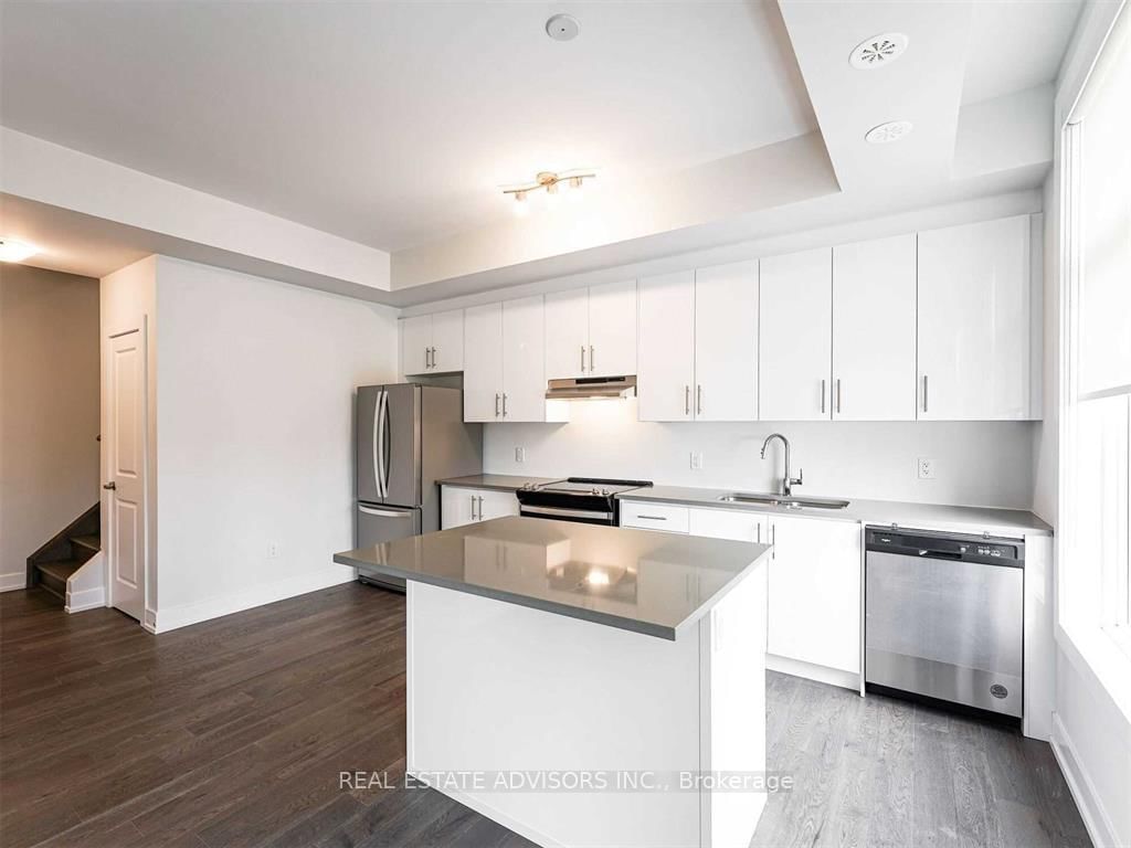 9570 Islington Ave, unit 229 for rent