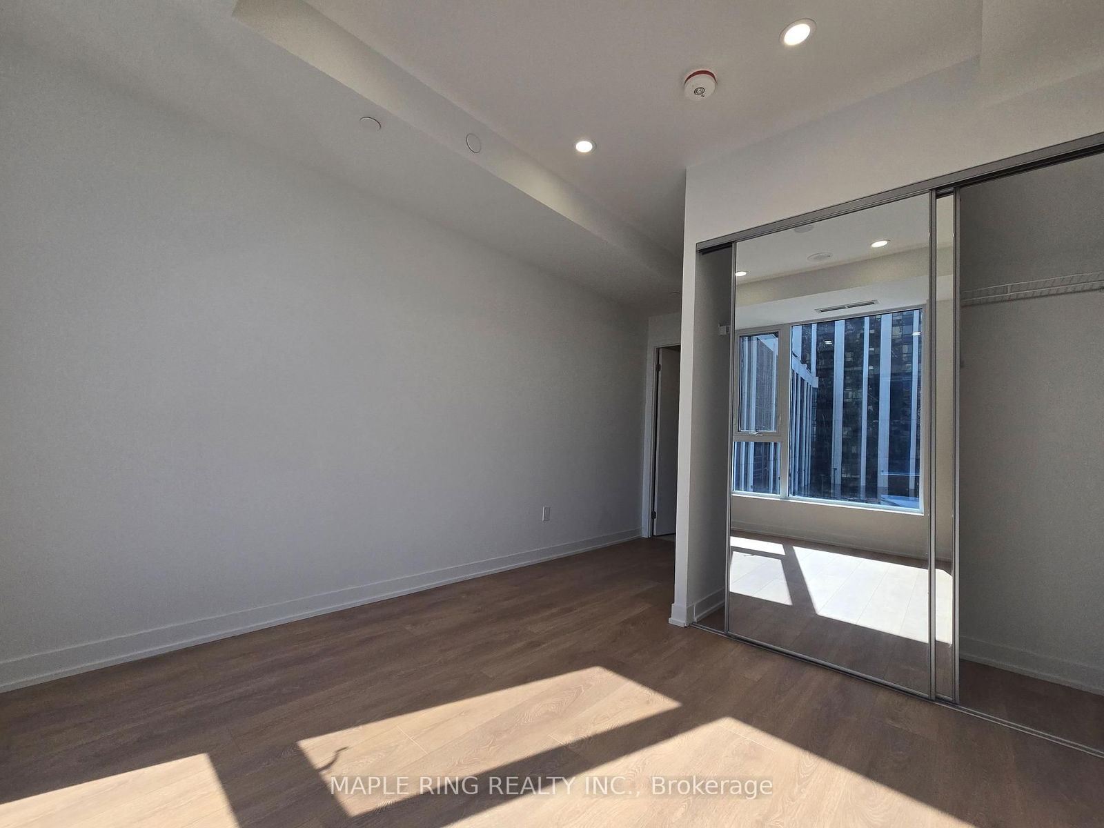 10 Abeja St, unit 318 for rent