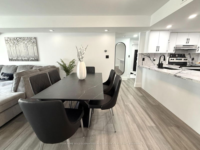 121 Woodbridge Ave, unit 313 for sale