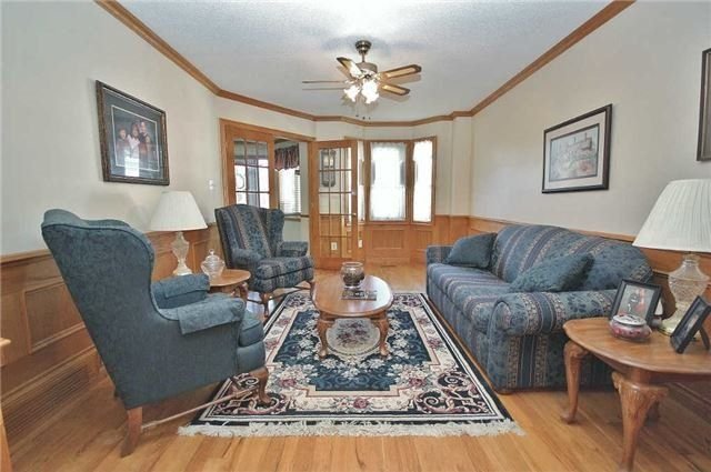 1045 Maclean St for sale  - image #7