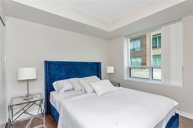23 Oneida Cres, unit 204 for sale - image #17