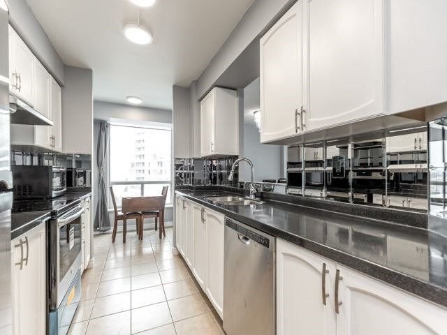 745 New Westminster Dr, unit 908 for sale - image #10