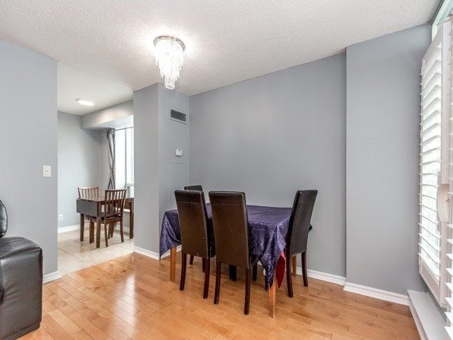745 New Westminster Dr, unit 908 for sale - image #8