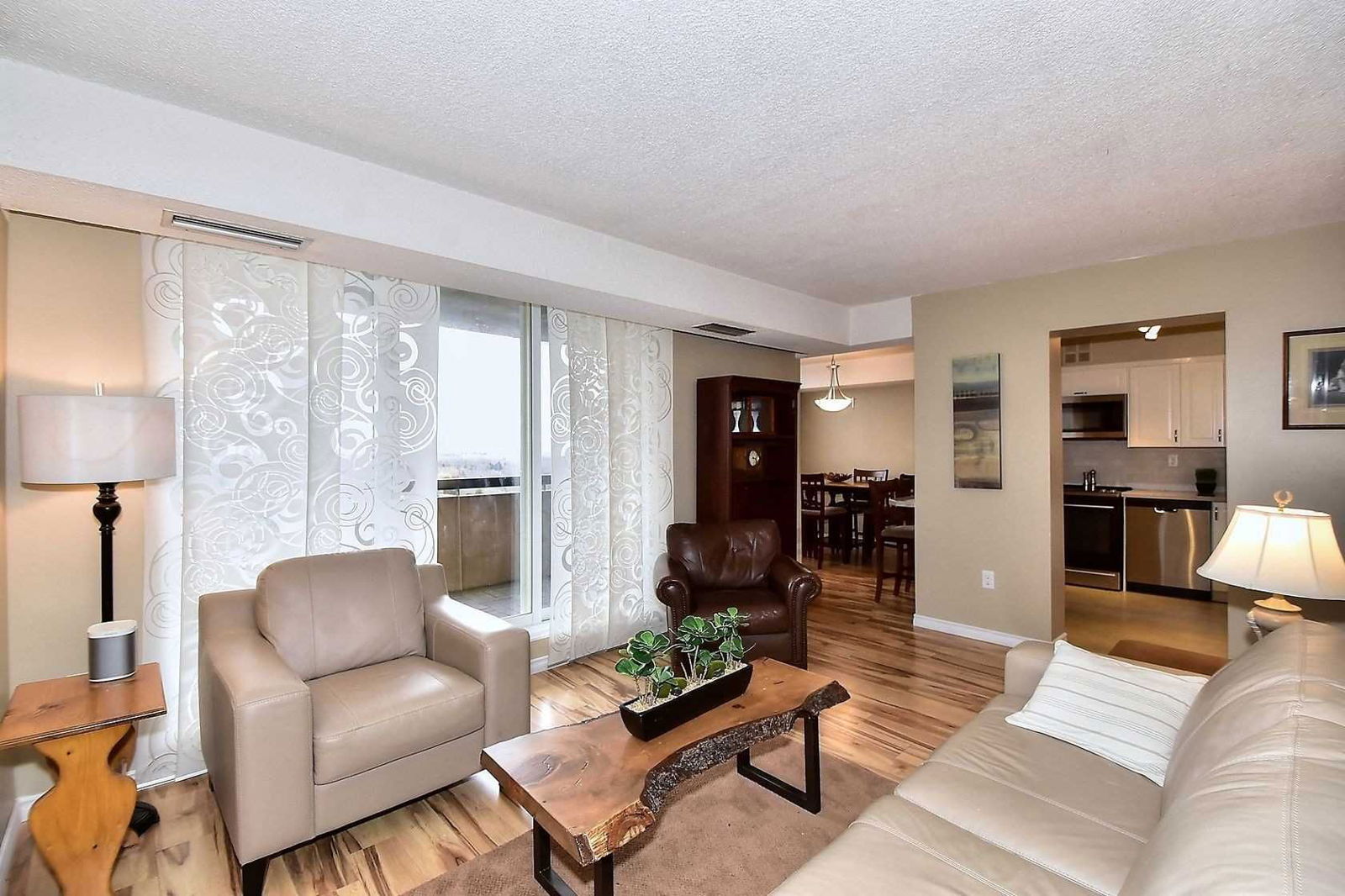 40 William Roe Blvd, unit 1003 for sale - image #5