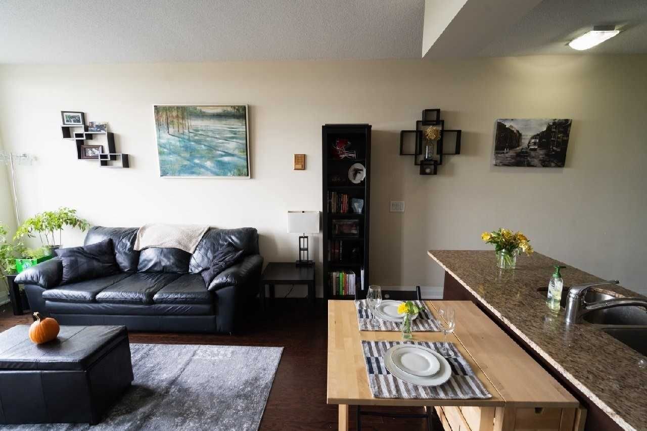 520 Steeles Ave W, unit 1106 for rent - image #3