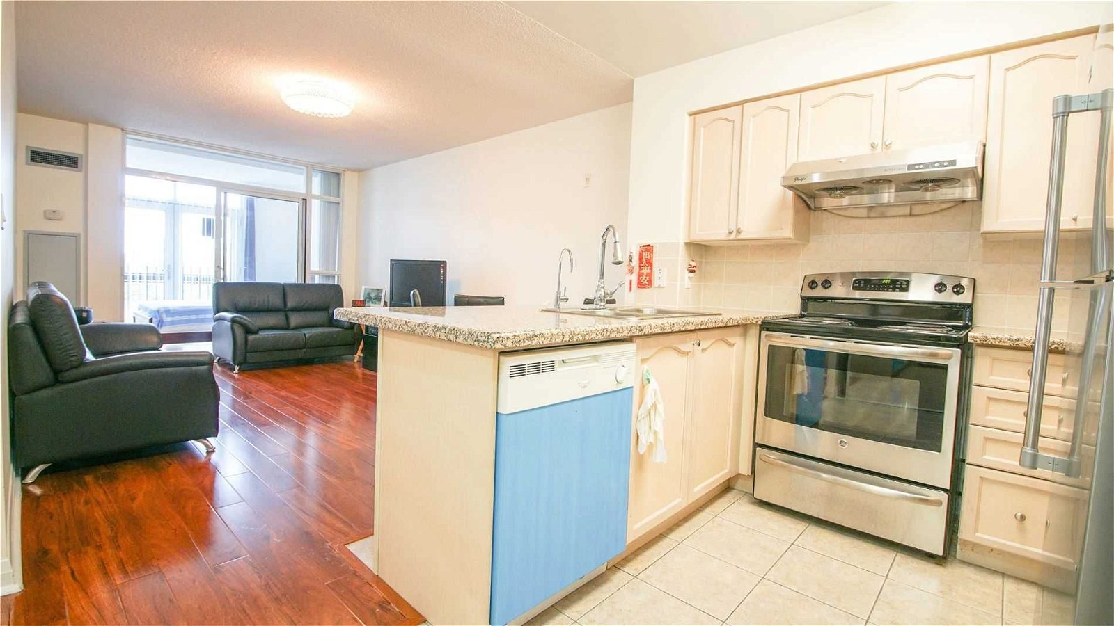 7363 Kennedy Rd, unit 203 for sale - image #4