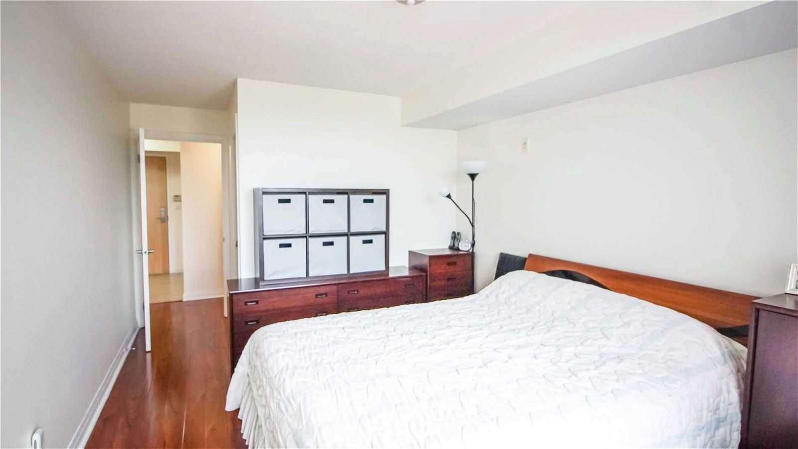 7363 Kennedy Rd, unit 203 for sale - image #9