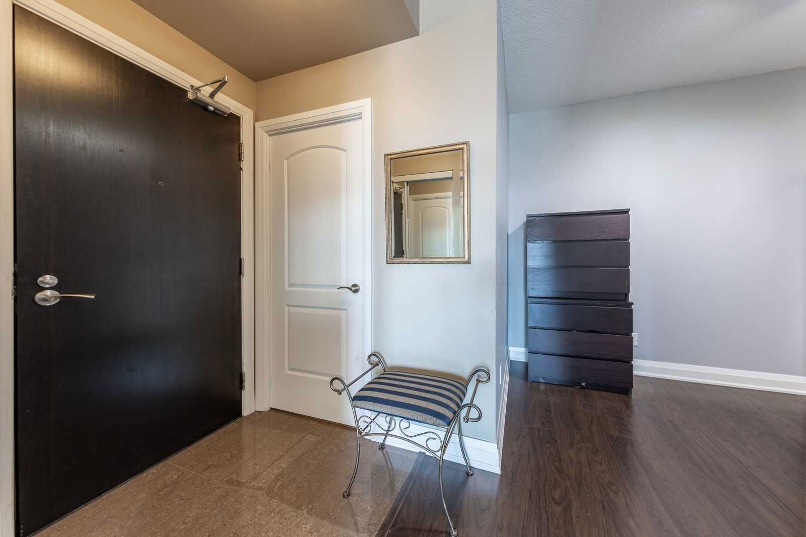 20 North Park Rd, unit 1607 for sale