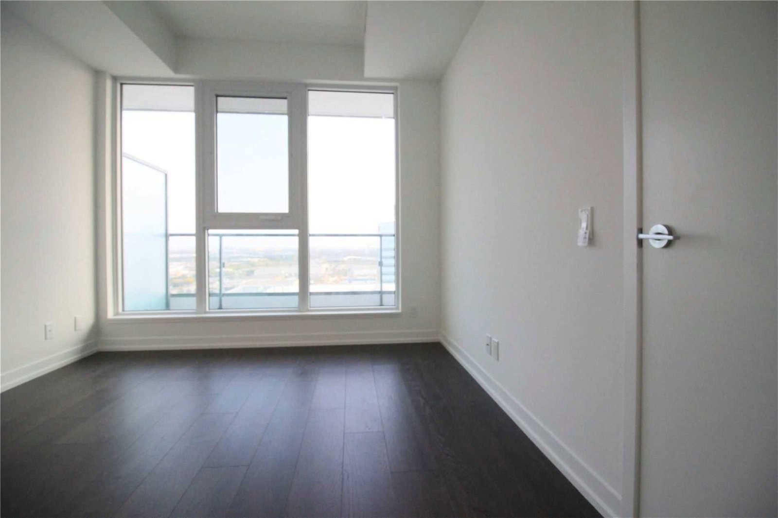 5 Buttermill Ave, unit 2105 for rent - image #2