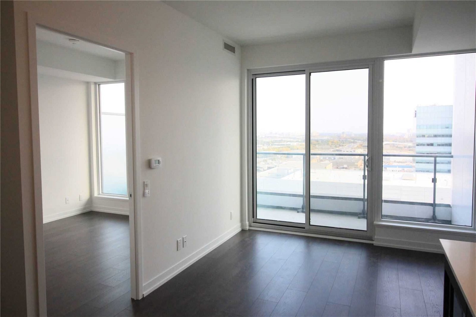 5 Buttermill Ave, unit 2105 for rent - image #8