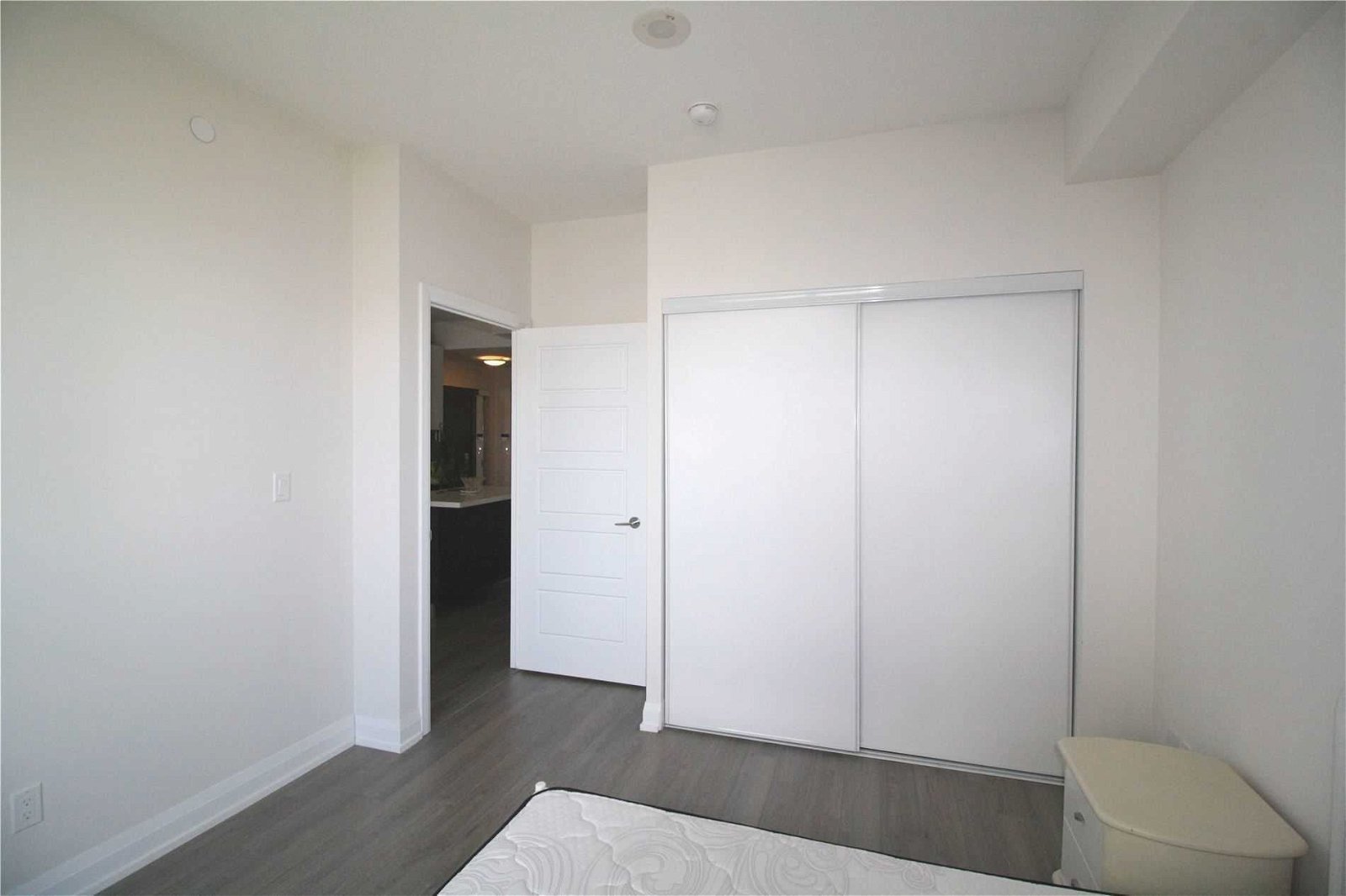 15 Water Walk Dr, unit 606 for rent - image #6