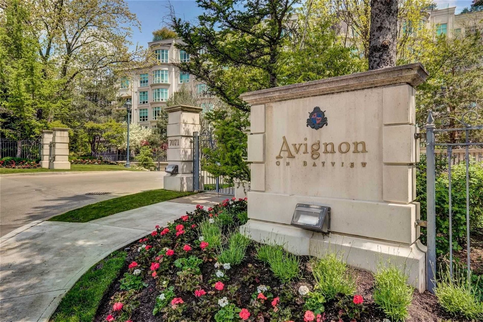 7071 Bayview Ave, unit 205 for sale - image #1