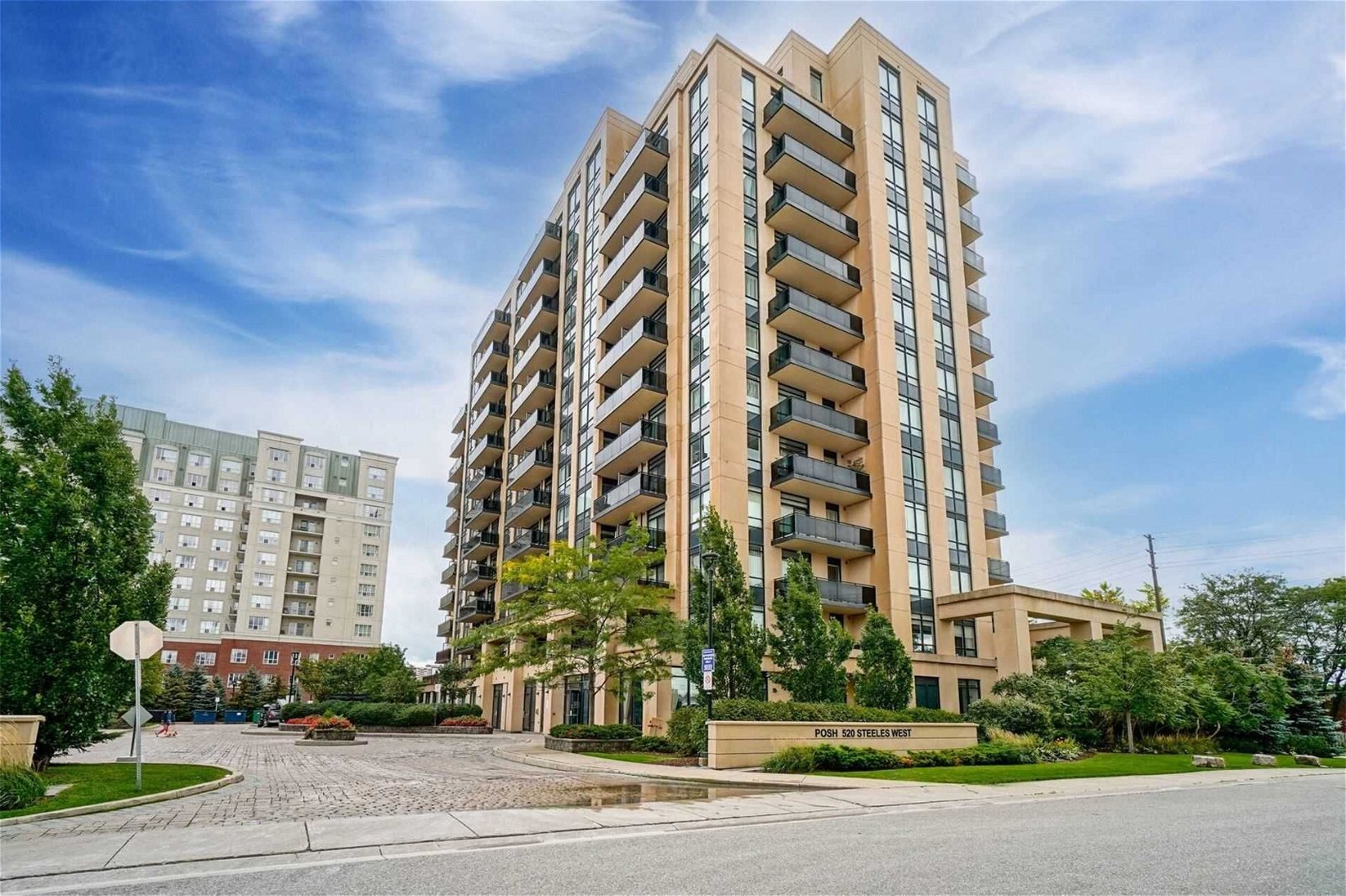 520 Steeles Ave W, unit 1211 for sale - image #1