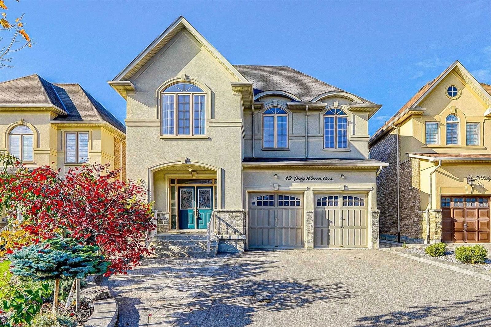 42 Lady Karen Cres for sale in Patterson - image #1