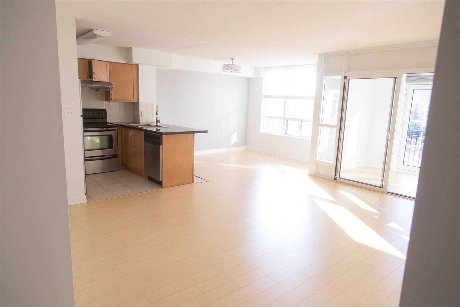 7363 Kennedy Rd, unit 222 for sale - image #9