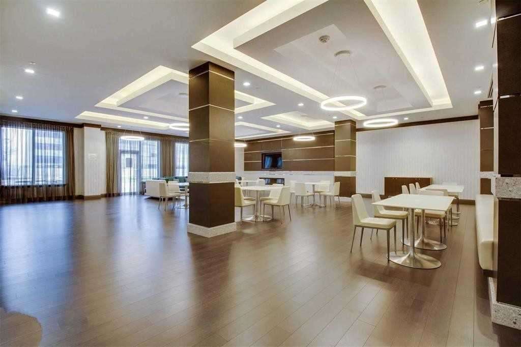 3700 Highway 7 Rd, unit 1611 for sale in Vaughan Metropolitan Centre - image #5