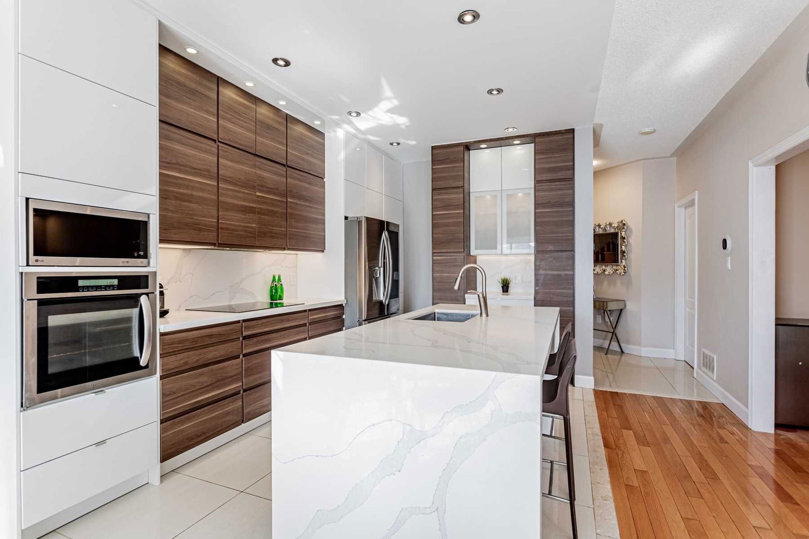 49 Woodbury Cres for sale in Summerhill Estates - image #5