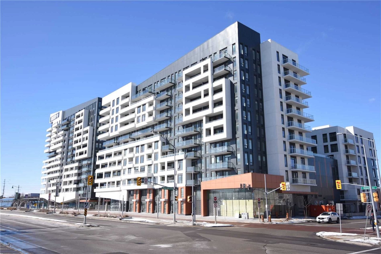 10 Rouge Valley Dr, unit 419A for rent - image #1