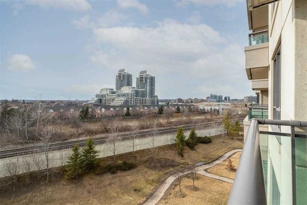 330 Red Maple Rd, unit 613 for sale - image #20