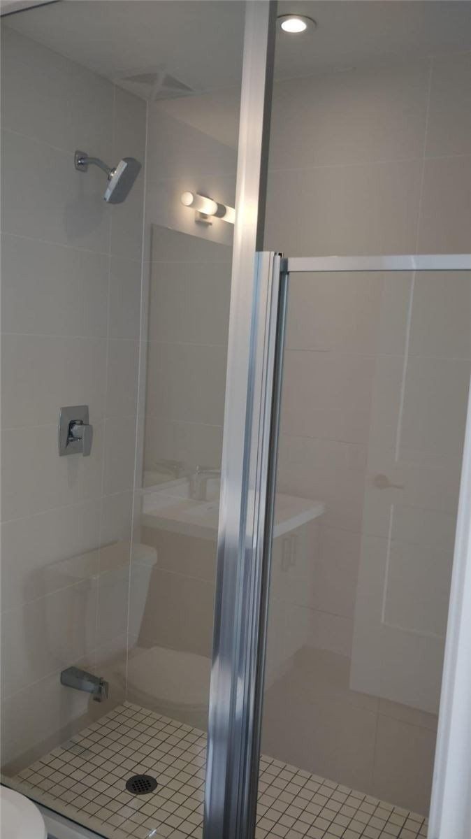 7895 Jane St, unit 3304 for rent in Vaughan Metropolitan Centre - image #4