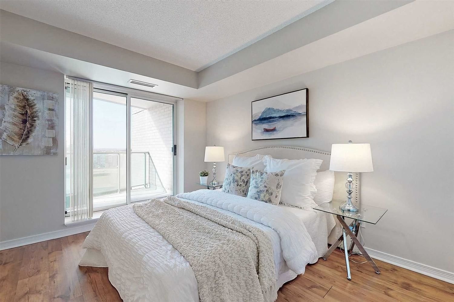 23 Oneida Cres, unit 712 for sale - image #19