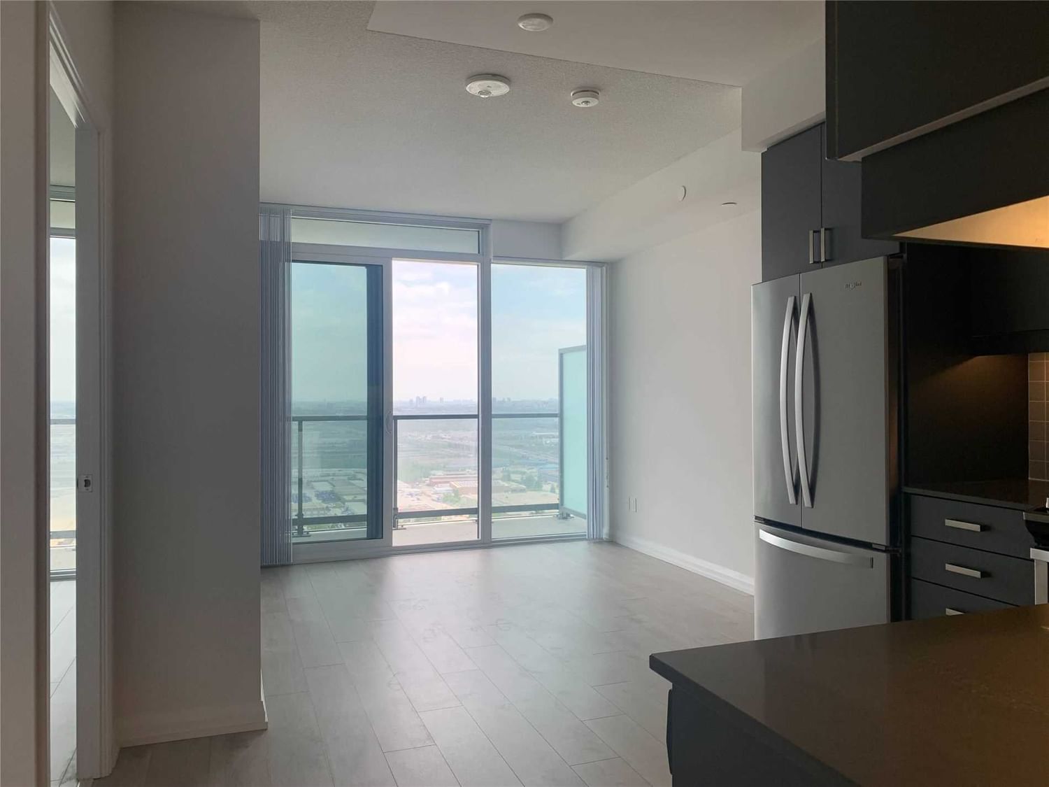 7895 Jane St, unit 3217 for sale in Vaughan Metropolitan Centre - image #3