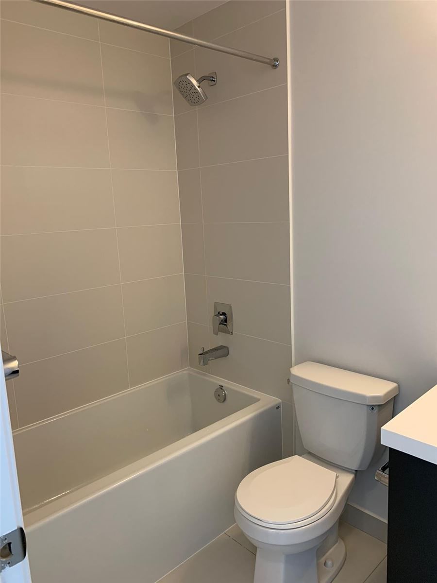 7895 Jane St, unit 3301 for rent in Vaughan Metropolitan Centre - image #5