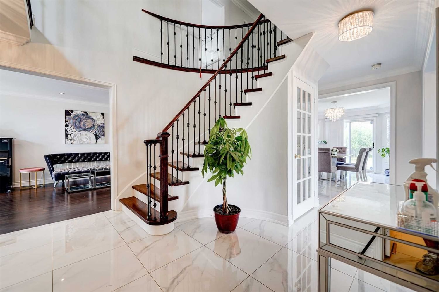 574 Carlton Rd, unit upper for rent in Unionville - image #4