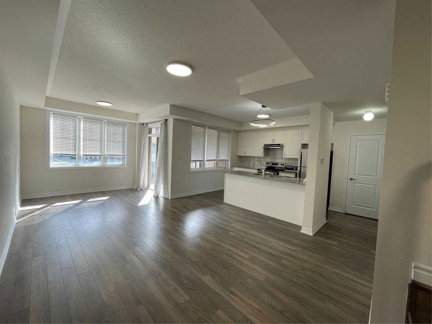 55 Cornell Centre Blvd for rent  - image #6