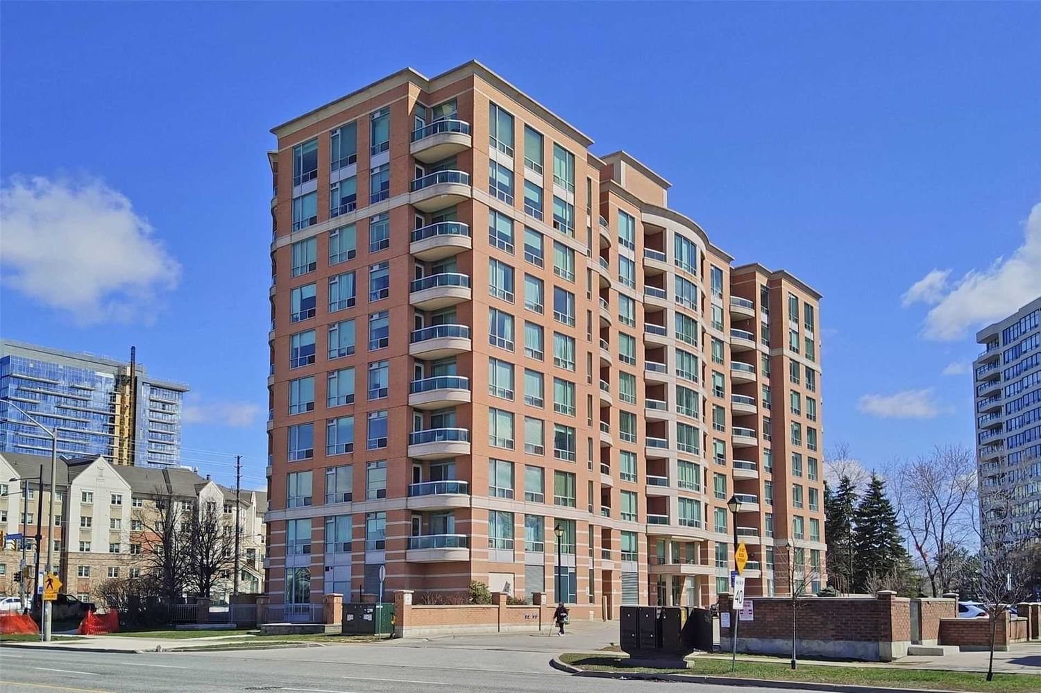 745 New Westminster Dr, unit 304 for sale - image #1
