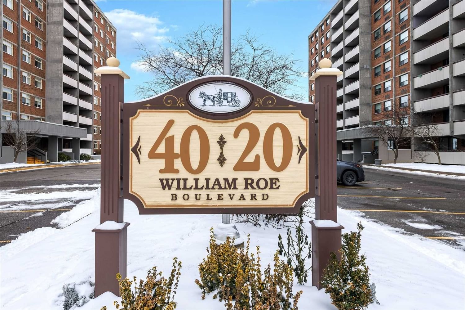40 William Roe Blvd, unit 1001 for sale - image #1