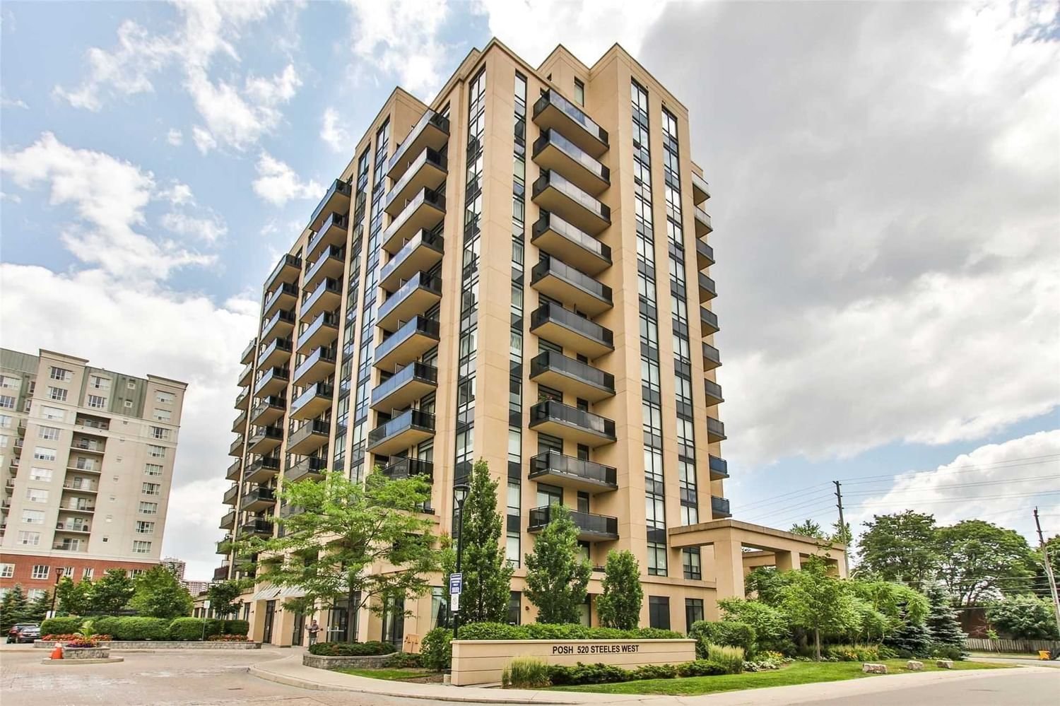 520 Steeles Ave W, unit 612 for sale - image #1