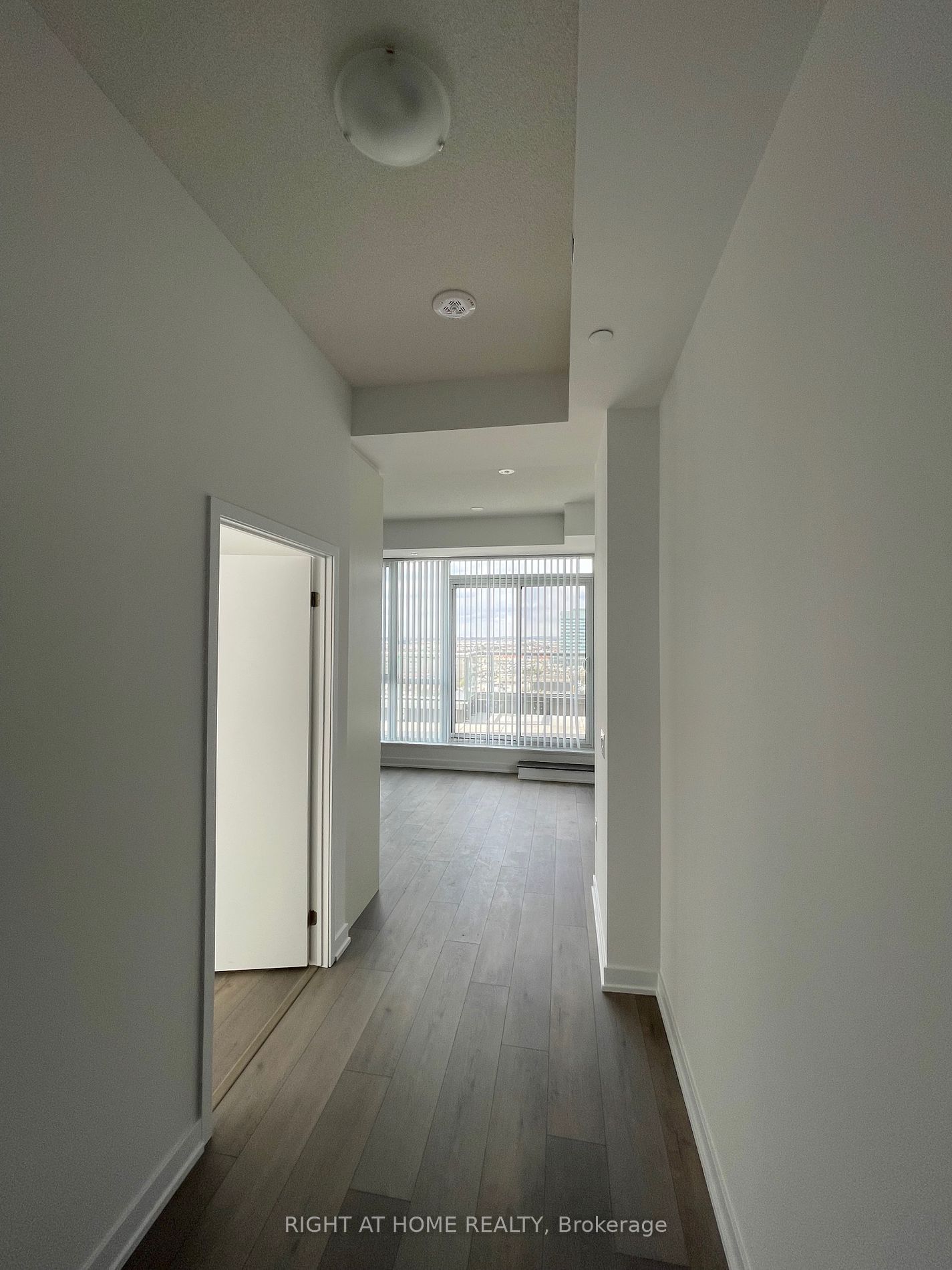 38 Honeycrisp Cres, unit 1201 for rent in Vaughan Metropolitan Centre - image #4