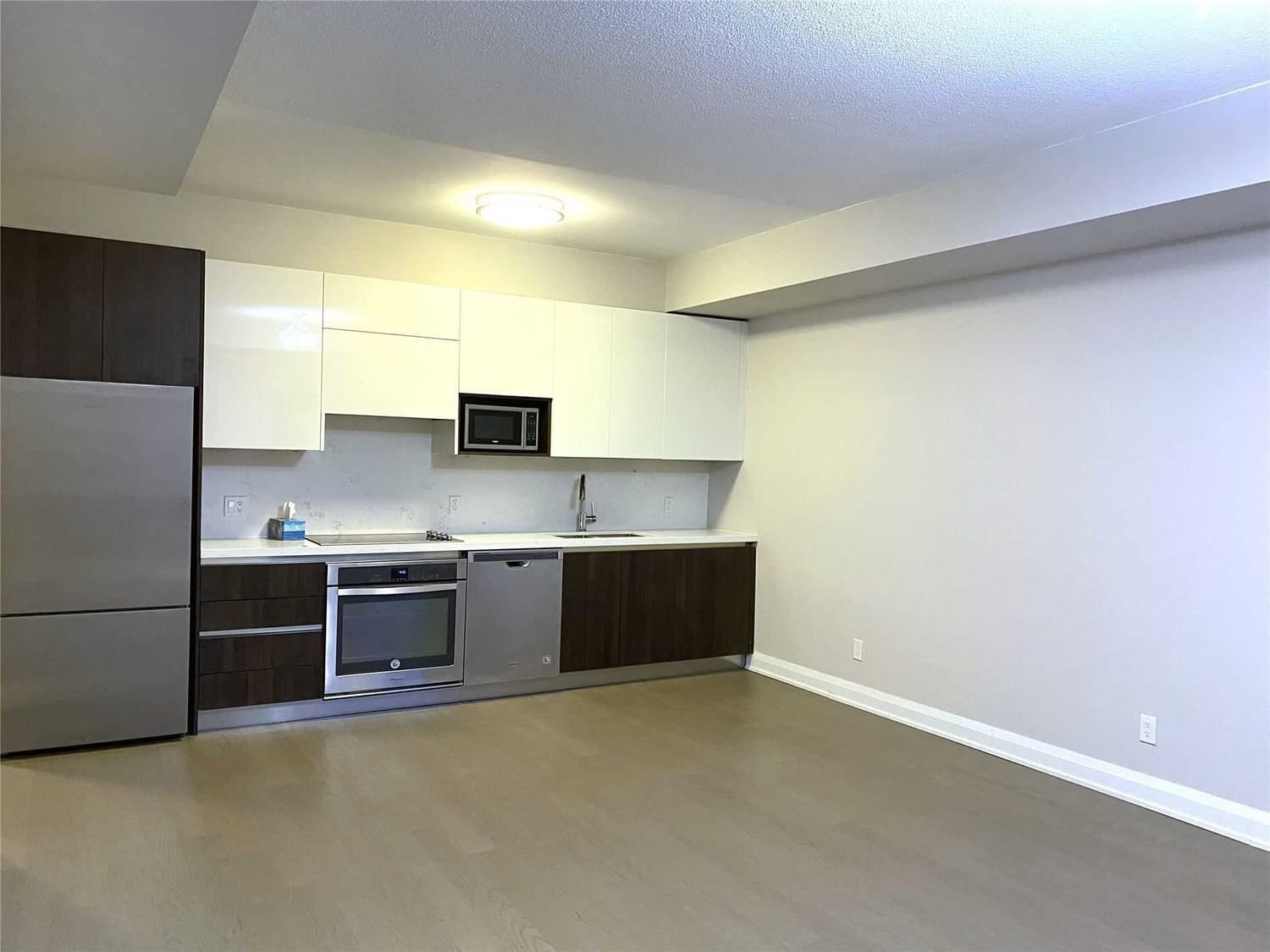 15 Water Walk Dr, unit 601 for rent - image #5