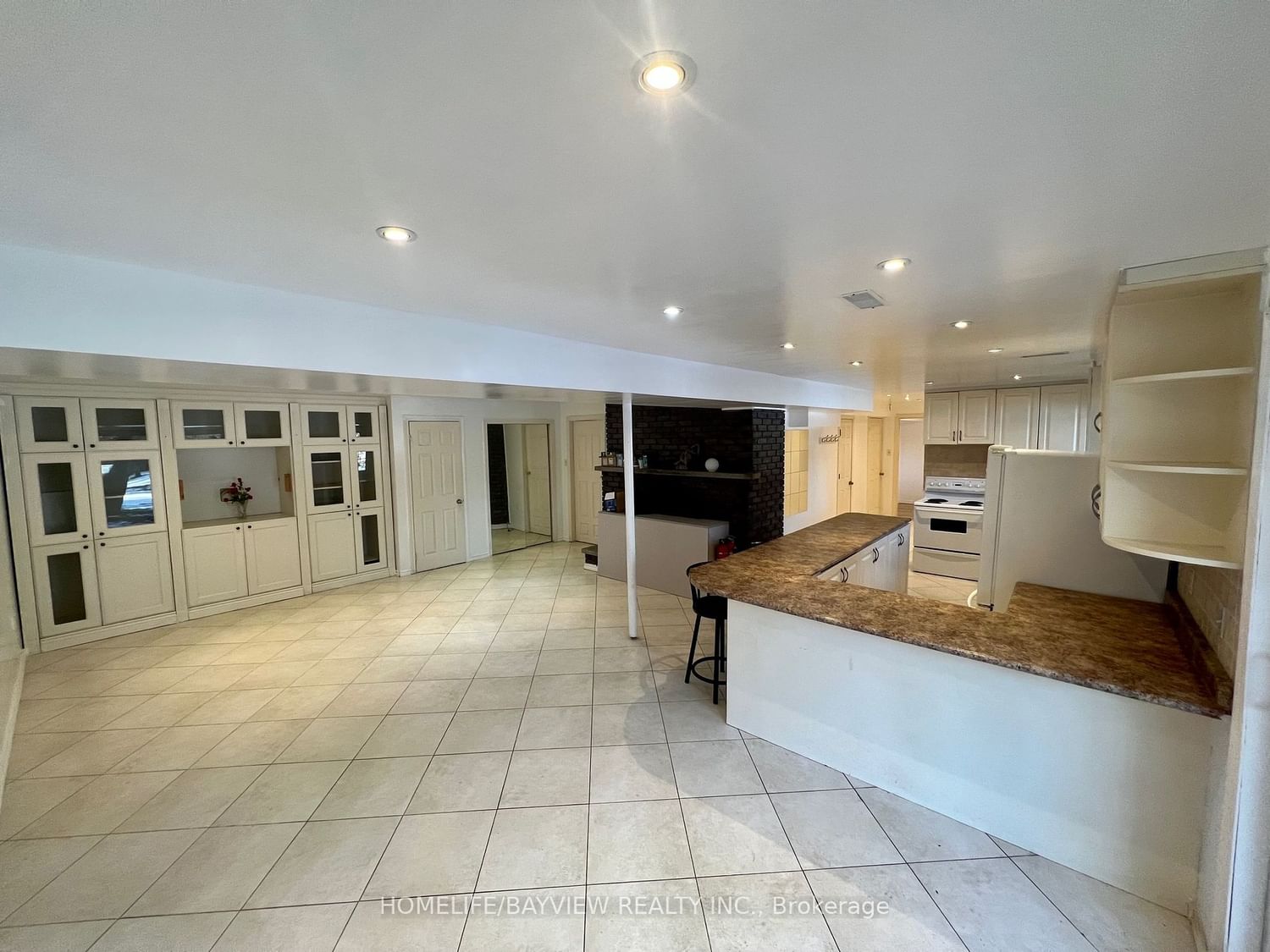 539 Elgin Mills Rd W for rent in Mill Pond - image #3