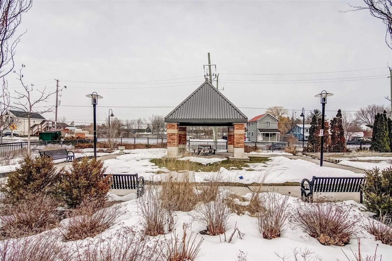 8026 Kipling Ave, unit 106 for sale in Woodbridge - image #2