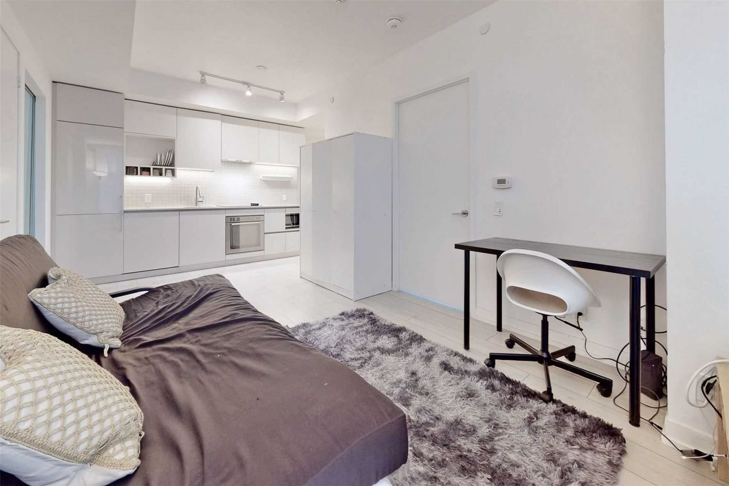 5 Buttermill Ave, unit 2212 for sale - image #14