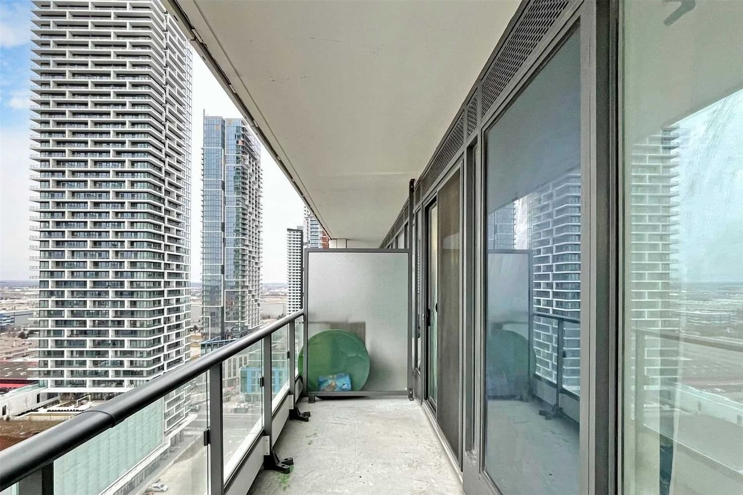 5 Buttermill Ave, unit 2212 for sale - image #33