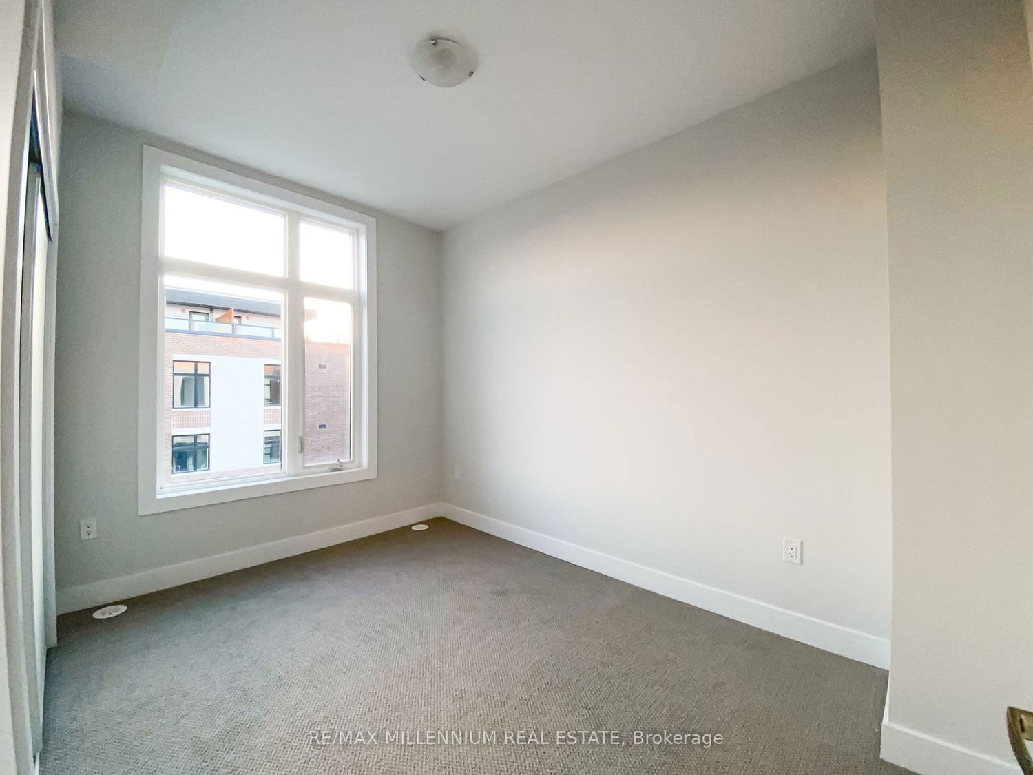 9560 Islington Ave, unit U208 for sale - image #21