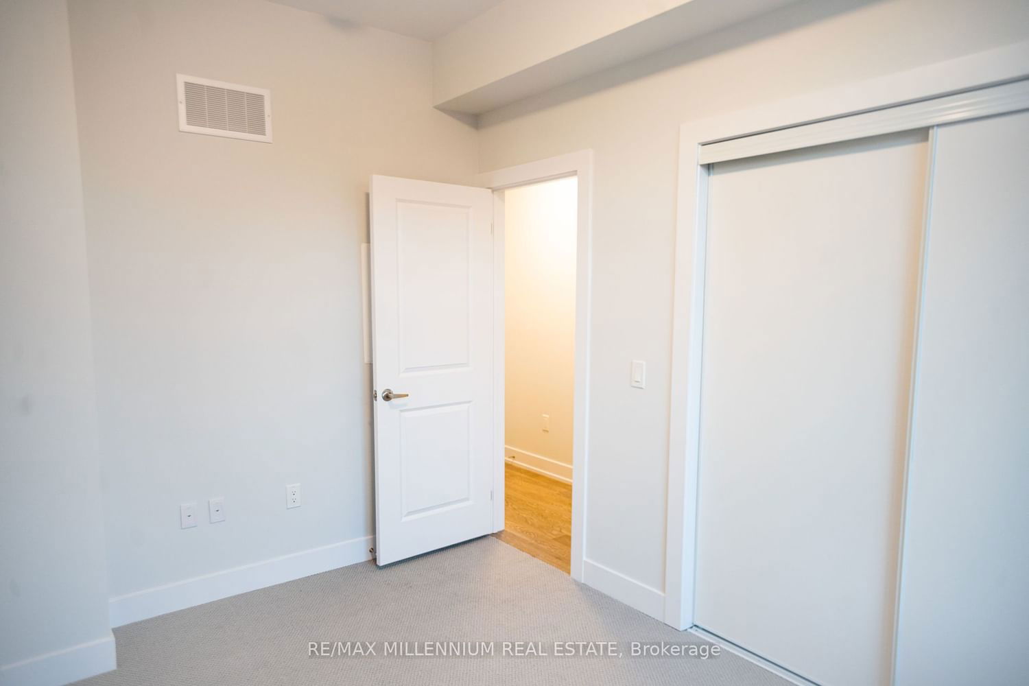 9560 Islington Ave, unit U208 for sale - image #23