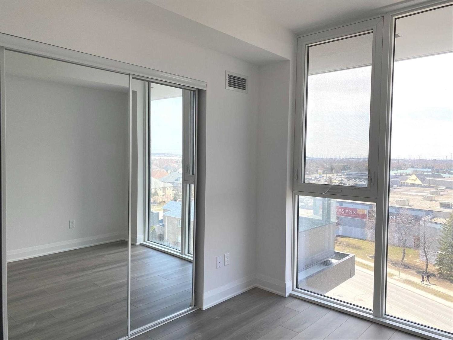 10 Gatineau Rd, unit 610 for rent in Beverley Glen - image #5