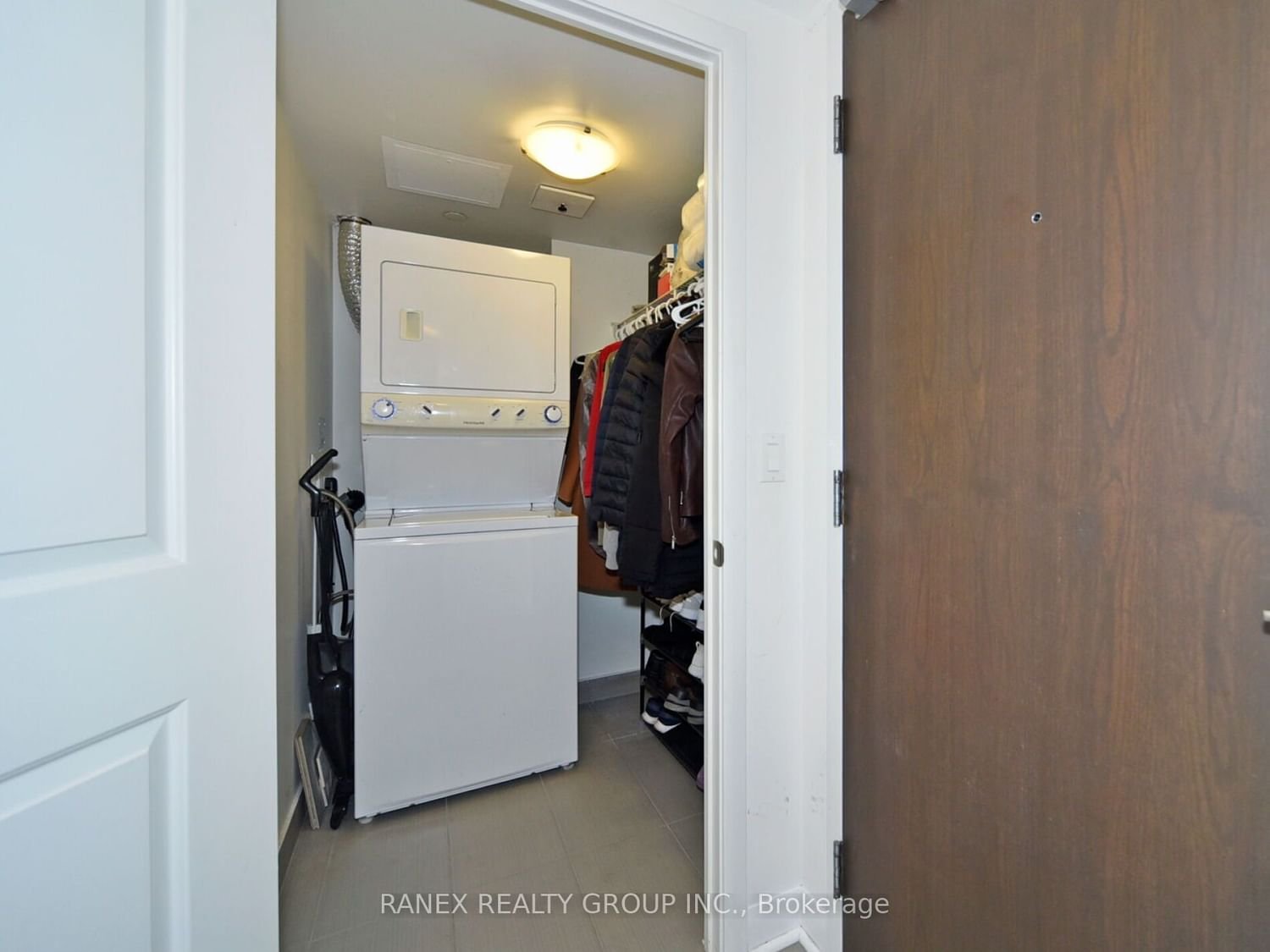 75 Norman Bethune Ave, unit 211 for sale - image #17